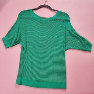 💚 Express Knit Kelly Green Short Sleeve Sweater Top 💚